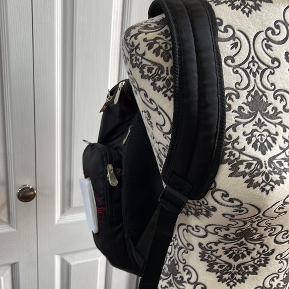 Fisher-Price Fastfinder Deluxe Backpack Diaper Bag - Picture 6 of 14